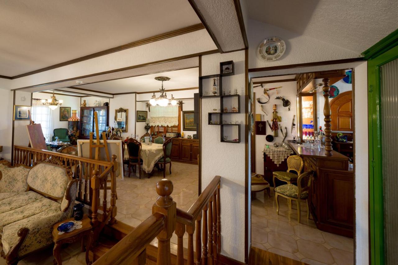 Archontiko Alexandros Luxury Suites Kardiá Exteriör bild
